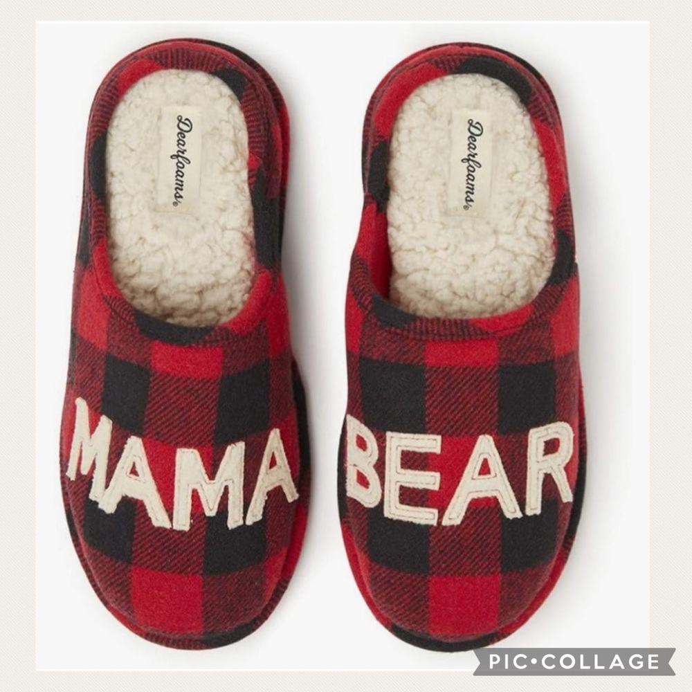 NWT Women’s Dearfoams Buffalo Plaid Mama Bear Slippers Size Medium